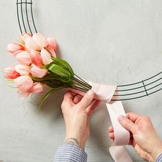 Tulip Wreath Diy, Making A Wreath, Pink Tulip Wreath, Wrapping Ribbon, Diy Spring Wreath, Door Wreaths Diy, Tulip Wreath, Spring Door Wreaths, Wreath Hanger