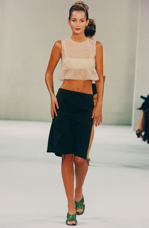 1996 Fashion, 2000 Fashion, 90s Model, Fashion Catalogue, 90s 00s, Runway Looks, The 90s, Couture Fashion, 90s Fashion