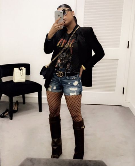 Blazer And Boots Outfit, Beyonce Concert Outfit, Concert Outfit Fall, Cute Concert Outfits, Concert Attire, Look Rock, Classy Casual Outfits, Cute Swag Outfits, People People