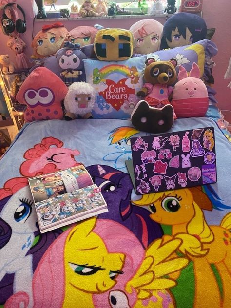 Room Inspo Kawaii, Cute Room Decor For Teens, Room Ideas Cute, Room Decor Kawaii, Room Decor For Teens, Kawaii Room Ideas, Scene Room, Pony Pictures, Cute Room