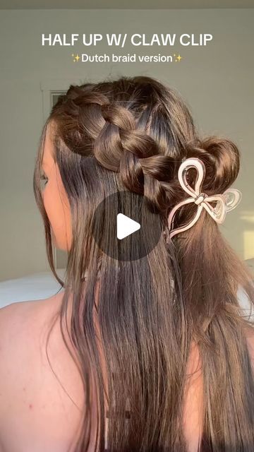 Grace Weston on Instagram: "How cute is this bow claw clip😍 

#easyhairstyles #clawcliphairstyle #halfuphalfdownhairstyle" Hairstyles With Claw Clip, Bow Claw Clip, Brides Hairstyles, Dominic Fike, Easy Hairdos, Hair Claw Clip, Half Up Half Down Hair, Half Up Hair, Bow Hair