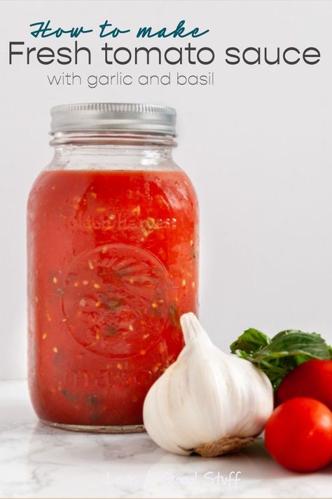 Tomato Sauce From Fresh Tomatoes, Sauce From Fresh Tomatoes, How To Make Tomato Sauce, Healthy Spinach Artichoke Dip, Italian Tomato Sauce, Fresh Tomato Recipes, Tomato Basil Sauce, Fresh Tomato Sauce, Healthy Dips