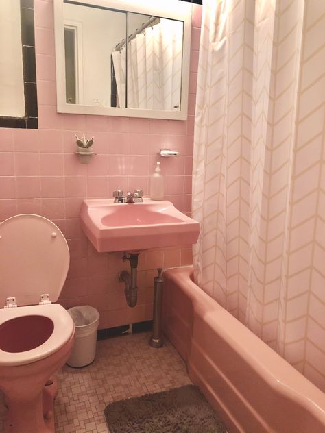 550 Square Foot NYC Studio Tour Photos | Apartment Therapy Pink Tile Bathroom, 1950s Bathroom, Pink Bathtub, Pink Tub, Vintage Pink Bathroom, Pink Toilet, Retro Bathroom, Space Saving Bathroom, Studio Apt