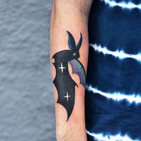 Bats Tattoo, Tattoos Masculinas, Bats Tattoo Design, Kitty Tattoos, Favorite Tattoos, Bat Tattoo, Tattoo For Son, Spooky Tattoos, Gothic Tattoo