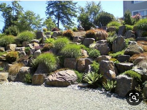 Slope Garden, Backyard Hill Landscaping, Rock Wall Gardens, Rockery Garden, Sloped Backyard Landscaping, Landscaping A Slope, Sloped Backyard, Landscaping With Boulders, Landscaping Retaining Walls