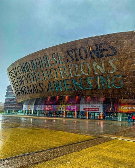 #travelphotography on Instagram: “📍Cardiff Bay, Wales.- #cardiffbay #cardiff #cardiffcity #cardiffphotography #visitcardiff #discovercardiff #wales #discoverwales…” Cardiff Bay, Cardiff City, Location Inspiration, Travel Inspo, Cardiff, Places Around The World, Wales, Travel Photography, Around The Worlds