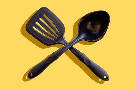 Black Plastic Kitchen Utensils and Toys Linked to Toxic Chemicals, New Study Finds Plastic Kitchen Utensils, Plastic Food Containers, Vegan Mac And Cheese, Human Food, Toxic Chemicals, Simply Recipes, Holiday Entertaining, Real Simple, Health Info