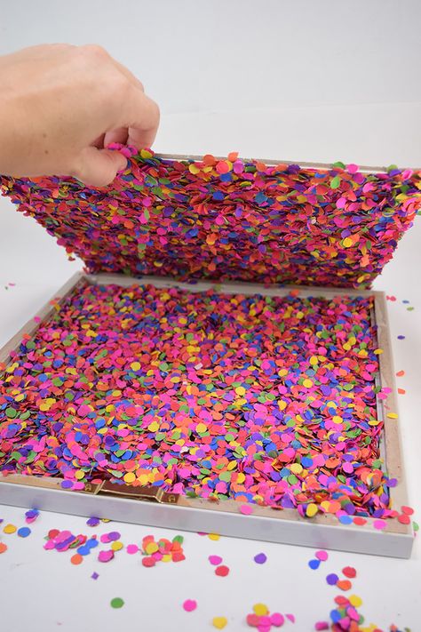 Money Making Projects, Confetti Wall, Life Cheats, Prek Crafts, Library Crafts, Grown Up Parties, Diy Confetti, Resin Wall Art, Diy Resin Crafts