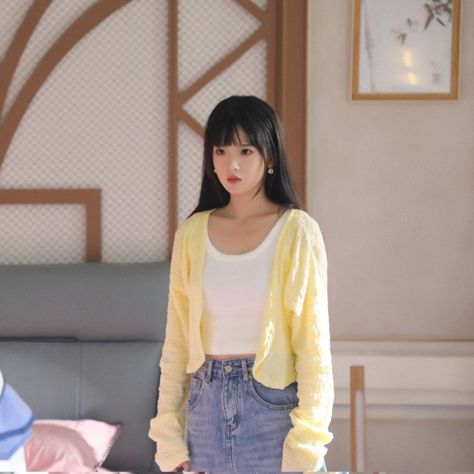 Zhang Miao Yi, Zhang Miaoyi, Kdrama Outfits, Chinese Actress, Inspired Outfits, Photo Dump, Korean Girl, Actors & Actresses, Spring Outfits