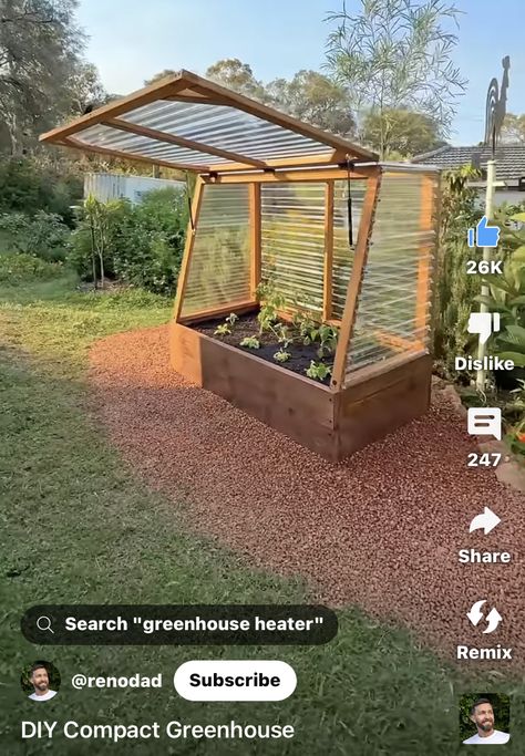 Tiny Greenhouse Diy, Greenhouses Diy, Diy Small Greenhouse, Greenhouse Diy, Small Greenhouse, Diy Greenhouse, Greenhouse Gardening, Greenhouses