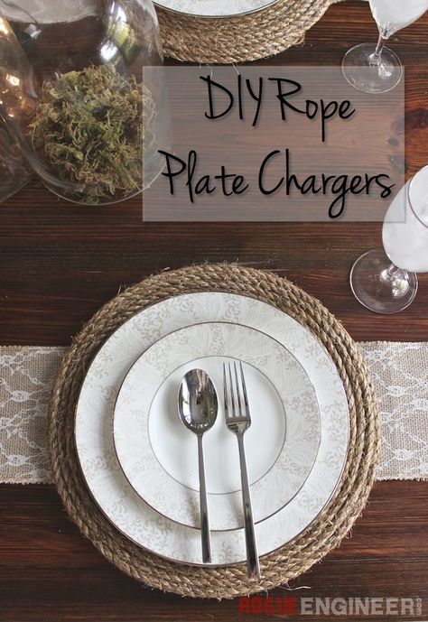 setting for four 5 DIY Rope Projects You’ll Want to Make Now! http://www.settingforfour.com/2015/06/5-diy-rope-projects-youll-want-to-make-now.html via bHome https://bhome.us Diy Rope Design, Farmhouse Placemats, Plate Chargers, Diy Chargers, Rope Projects, Tafel Decor, Rope Diy, Pottery Barn Inspired, Rope Crafts Diy