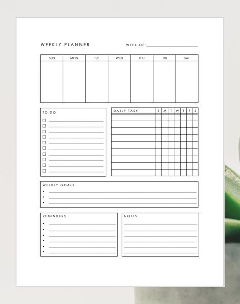 "Digital download (1 PDF file) Minimalist weekly planner printable template, size 8.5\" x 11\" 1 8.5\" x 11\" PDF sheet to print out on home printer Designed by Caralee Barton For personal use only All rights reserved" Weekly Planner Printable Templates, Planer Organisation, Best Weekly Planner, Minimalist Weekly Planner, Weekly Planner Digital, Weekly Planner Free Printable, Weekly Planner Free, Student Planner Printable, Digital Weekly Planner