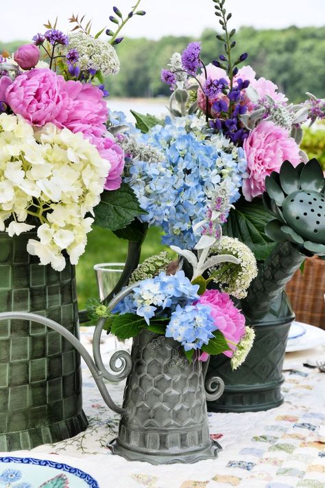 Blooming Watering Cans with Garden Bouquets and Alfresco Table #peonies #hydrangeas #flowers #garden #alfresco #tablescape #summer ©homeiswheretheboatis.net Hydrangeas Flowers, Diy Floral Arrangements, Diy Turkey, Limelight Hydrangea, Spring Brunch, Watering Cans, Floral Arrangements Diy, Flower Therapy, Seasonal Garden