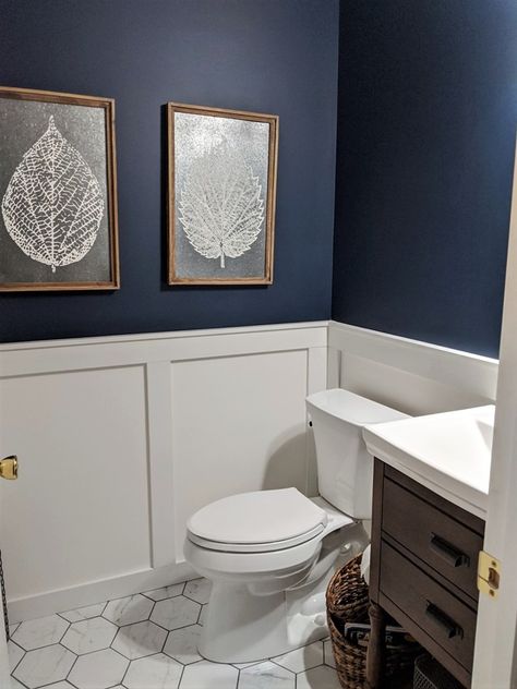 Windowless Bathroom, Navy Blue Bathrooms, Navy Bathroom, Diy Bathroom Design, Bath Makeover, Modern Toilet, Building Tips, Bathroom Trends, Blue Bathroom