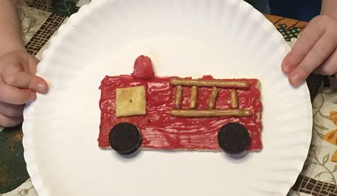 Graham Cracker Fire Truck, Fire Truck Snack Preschool, Truck Party Activities, Graham Cracker Snacks, Fireman Crafts, Fire Engine Party, Fire Truck Party, Community Helpers Theme, Fun Snacks For Kids