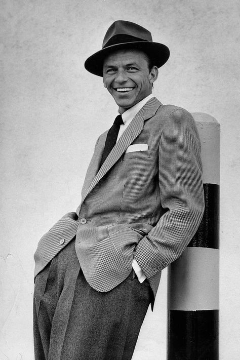 Frank Sinatra Style, Old Hollywood Man, Frank Sinatra Fashion, Frank Sinatra Outfits, Old Hollywood Actors Men, Old Hollywood Outfits Men, Old Hollywood Men Fashion, Frank Sinatra Wallpaper, Old Hollywood Men