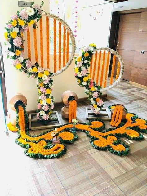 Uyyala Function, Mehendi Decor Ideas, Themed Wedding Decorations, Home Flower Decor, Janmashtami Decoration, Diwali Decoration Items, Diwali Decorations At Home, Wedding Entrance Decor, Housewarming Decorations