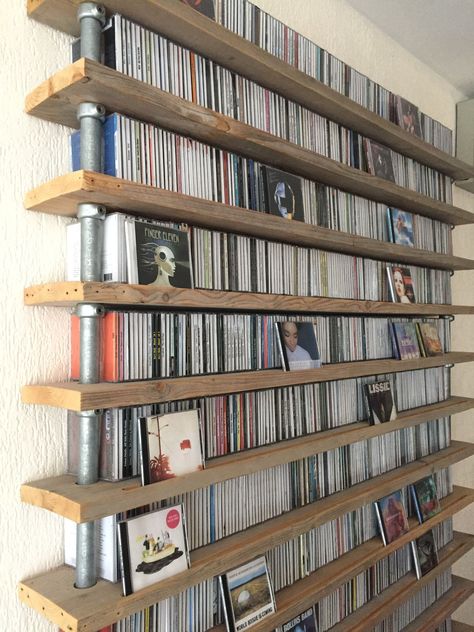 Cd Storage Ideas Diy, Cd Collection Display, Cd Shelf Ideas, Diy Cd Storage, Cd Organization Ideas, Cd Display Ideas, Cd Collection Aesthetic, Cd Storage Ideas, Cd Stand