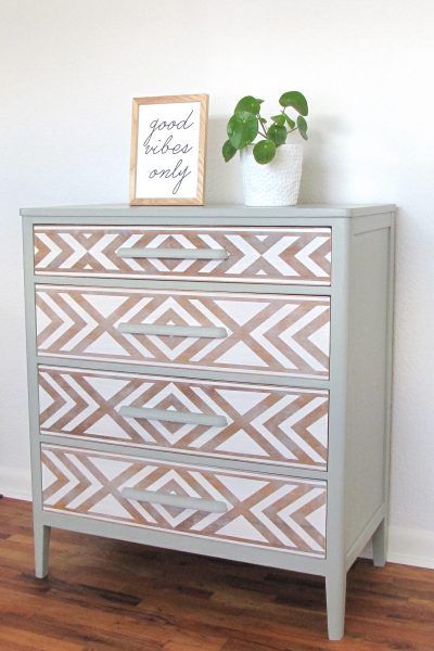 Dresser Painted, Furniture Rehab, Furniture Renovation, Furniture Layout, Refurbished Furniture, Design Your Home, Furniture Restoration, Paint Furniture, Flipping Furniture