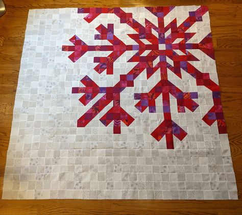 First Flake Quilt Pattern, Snowflake Quilt Blocks Free Pattern, Pinecone Quilt, Winter Quilt Patterns, Snowflake Quilt Block, Quilt Snowflake, Snowflake Quilt Pattern, Snowflake Quilts, Winter Quilts Patterns