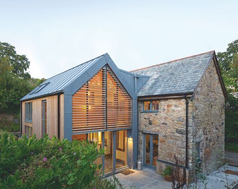 House Cladding Ideas, Chalet Extension, Barn Extension, Extension Exterior, Music Building, Barn Conversion Interiors, Oak Framed Extensions, Barn Exterior, Cladding Ideas