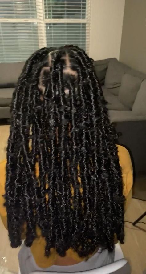 Mid back butterfly Locs [Video] | Cool braid hairstyles, Hair charms, Hair ponytail styles Med Length Butterfly Locs, Butterfly Dread Logs, Butterfly Locs Middle Part, Buterflylocks Styles, Bitterly Locs, Butterfly Locs Mid Length, Back Length Butterfly Locs, Soft Locs Mid Back, Mini Butterfly Locs