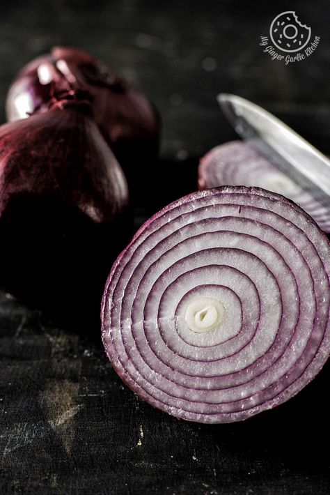 Red Onion Photography, Onions Photography, Onion Photography, Vegetable Photography, Sliced Onion, Vegetables Photography, Vegetable Pictures, Onion Vegetable, Yellow Corn