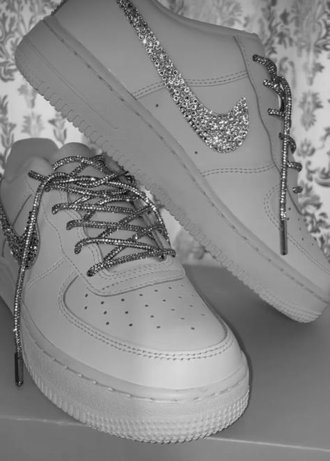 White Quince Heels, Sneakers For Prom, Diamond Shoes Nike, Sparkly Nike Shoes, Quinceanera Shoes Sneakers, Quince Shoes Sneakers, Bling Nike Af1, Prom Sneakers, Custom Air Force 1 Rhinestone