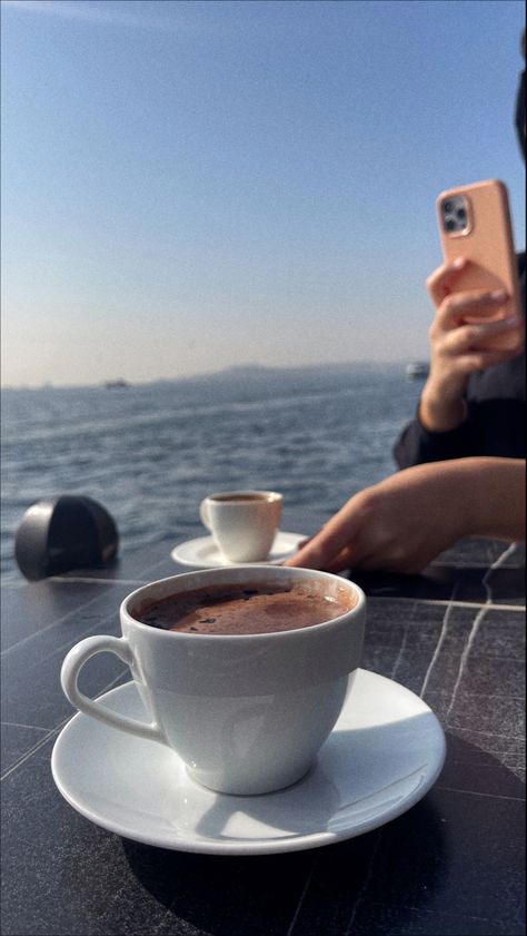 Coffee With Friends Instagram Story, Istanbul Coffee, Turkish Cafe, Coffee Friends, Birthday Balloons Pictures, Fake Ft Call, Best Fiends, Alexandria Egypt, Coffee With Friends