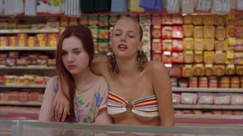 Bully 2001, Larry Clark, Film Images, Florida Girl, Movie Shots, Film Inspiration, Trailer Park, Iconic Movies, Coming Of Age