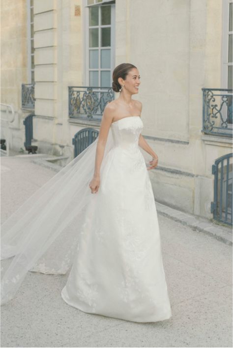 Rosa Clara Wedding Dresses, Long Sleeve Wedding Dresses, Sleeve Wedding Dresses, Simple Wedding Dress, Tulip Skirt, Paris Wedding, Gold Dust, Modest Wedding, Dyed Silk