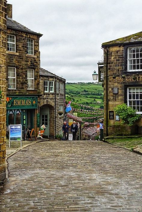 British Streets Aesthetic, Scottish Town Aesthetic, Yorkshire England Aesthetic, Irish Village Aesthetic, British Country Aesthetic, Irish Town Aesthetic, Irish Summer Aesthetic, Galway Ireland Aesthetic, Yorkshire Aesthetic