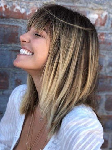 New Hair Trends, Shoulder Length Hair Cuts, Brown Blonde Hair, Beauty Stuff, Popular Hairstyles, Shoulder Length Hair, Great Hair, Hair Dos, Womens Haircuts