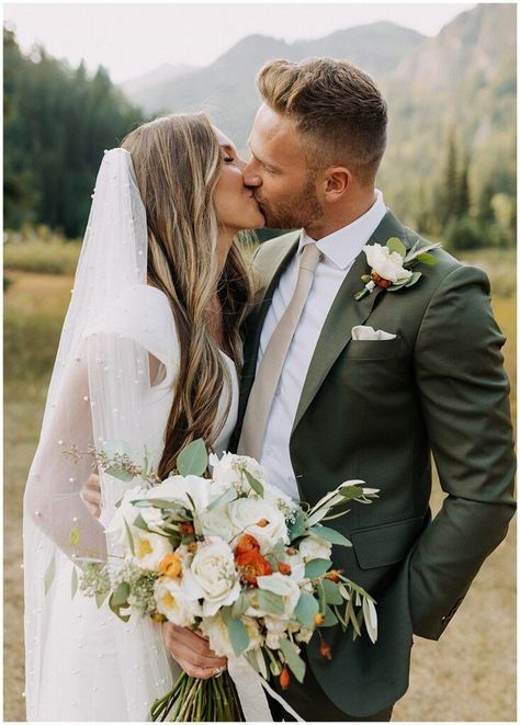 Mountain Wedding Suit Groom Attire, Groom Suit Mountain Wedding, Groom Suit Spring Wedding, Groom Green Outfit, Mountain Wedding Groom Attire, Green Suits, Veil Simple, Green Wedding Suit, Taupe Wedding