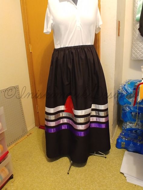 Black skirt with purples, silver and white ribbons. Red MMIW silhoette. Native American Ribbon Work, Native American Dress, Jingle Dress, Ribbon Skirt, Native Dress, Native American Clothing, Skirt Inspiration, Ribbon Skirts, Long Skirt Outfits