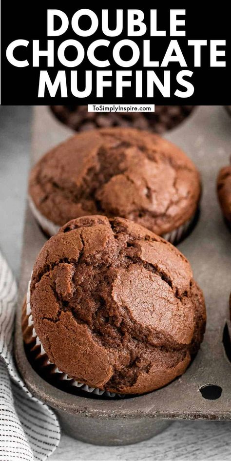 These bakery-style Double Chocolate Muffins are for chocolate lovers and muffin lovers alike! Whip up a batch of this easy recipe in 30 minutes using simple ingredients like flour, sugar, eggs, and two different kinds of chocolate! Chocolate Muffin Recipe Easy, Homemade Chocolate Muffins, Rose Baking, Homemade Chocolate Chip Muffins, Magic Muffins, Choc Muffins, Chocolate Chip Muffins Easy, Healthy Chocolate Muffins, Choc Chip Muffins