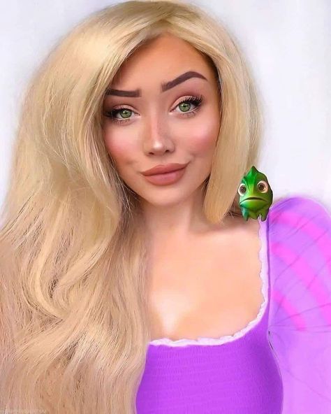 Tangled Rapunzel Makeup, Rapunzel Makeup Look Tangled, Disney Princess Makeup Looks, Rapunzel Makeup Look, Tangled Makeup, Rapunzel Makeup, Disney Halloween Makeup, Blue Ball Dresses, Dark Blonde Bobs