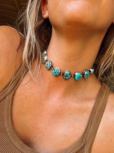 9 Stone Turquoise Choker - Turnback Pony ™ - Necklaces Southwest Jewelry Southwestern Style Bead Necklaces, Western Bride Turquoise Jewelry, How To Make Turquoise Jewelry, Turquoise Jewelry Styling, Bride With Turquoise Jewelry, Western Jewelry Inspiration, Western Cowgirl Jewelry, Turquoise Choker Necklace, Turquoise Western Jewelry