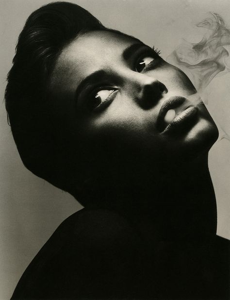 Christy Turlington by Albert Watson Albert Watson, Grace Coddington, Iris Van Herpen, Famous Photographers, Christy Turlington, Great Photographers, Alfred Hitchcock, Mike Tyson, Kate Moss