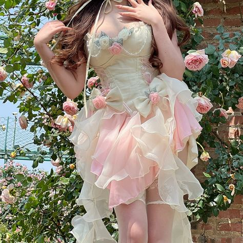 Pastel Princess, Short Graduation Dresses, Princess Design, Dress Name, Prom Dresses With Pockets, Harajuku Outfits, Girly Design, Victorian Vintage, Princess Outfits