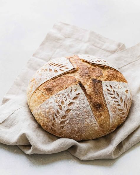 Sourdough Art, Scoring Patterns, Scoring Bread, Bread Scoring Patterns, Sourdough Scoring, Easy Sourdough Bread Recipe, City Cafe, Bread Scoring, A Loaf Of Bread