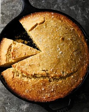 Ina Garten's brown butter cornbread is perfect for Thanksgiving Brown Butter Cornbread, Butter Cornbread Recipe, Rolls For Thanksgiving, Thanksgiving Corn Bread, Best Ina Garten Recipes, Thanksgiving Rolls, Dash Recipe, Delicious Cornbread, Buttermilk Cornbread