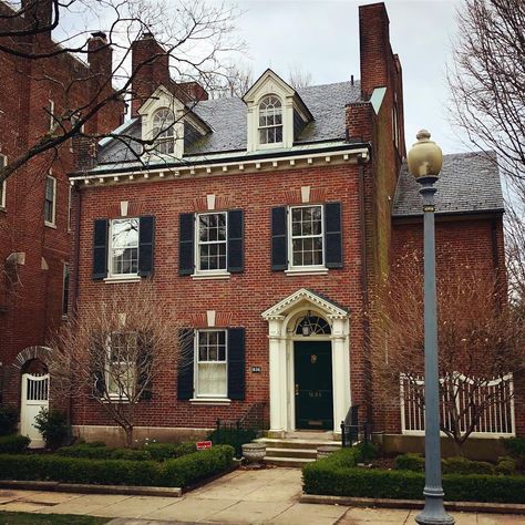 Adam P on Instagram: “Favorite Kalorama manse” Townhome Landscape, Colonial Brick House, Brick Colonial House, Small Colonial, Brick Colonial, Classical House, Adam Style, Beautiful Houses, Stately Home