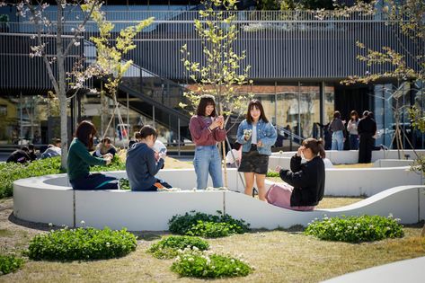 Tokoha University – Kusanagi Campus ｜ STGK Inc. | Landscape Design – Creating a living human-scape School Landscape Design, Campus Landscape Architecture, Campus Landscape Design, Campus Landscape, Student Hostel, Courtyard Landscaping, Campus Design, Yokohama Japan, Urban Landscape Design