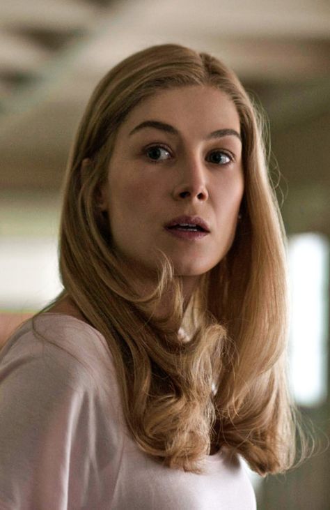 Rosamund Pike in Gone Girl Rosamund Pike Aesthetic, Rosamund Pike Gone Girl, Rosamond Pike, Rosemund Pike, Amy Dunne, Thomas Jane, Amazing Amy, David Fincher, Rosamund Pike