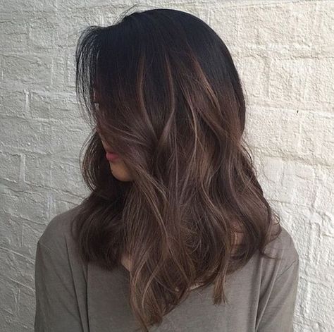 Brown Hair Tones, Brown Hair Balayage, Dark Brown Hair Color, Trendy Hair Color, Balayage Brunette, Short Hairstyle, Tone Hair, Hair Color Balayage, Brown Hair Colors