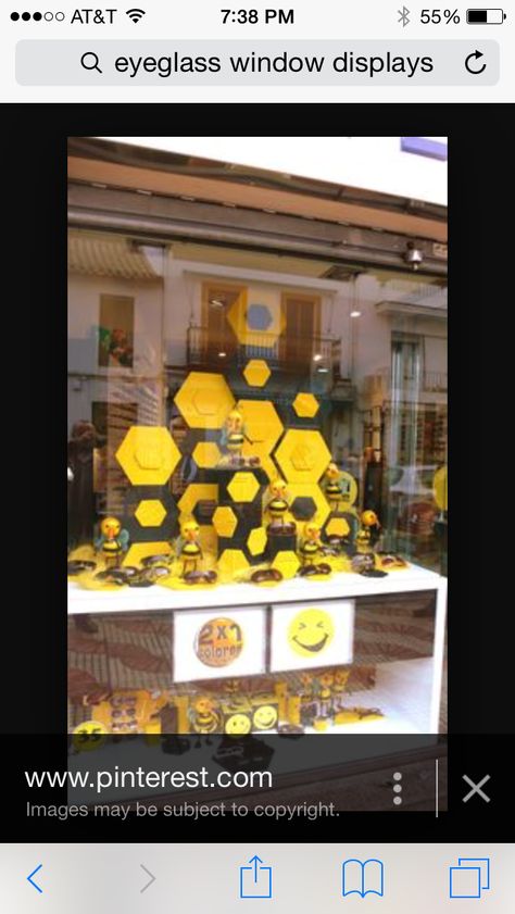 Honey Store, Eyewear Display, Bee Shop, Honey Packaging, Honey Shop, Store Window Displays, Honey Design, Window Display Design, Cosmetic Display