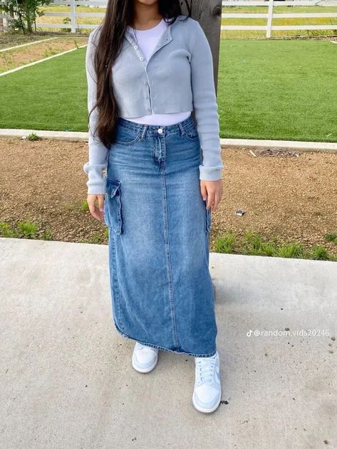 Long Skirt Outfits Church, Christian Skirt Outfits, Denim Skirt Outfit Modest, Modest Outfits Apostolic, Bluey Outfits, Modest Denim Skirt Outfit, Modest Christian Clothing, Modest Church Outfits, Christian Modesty