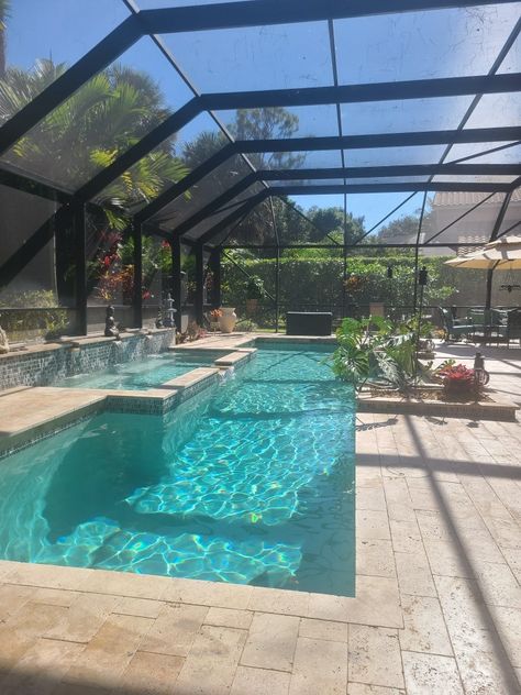 Pool Infront Of The House, Pool With Glass Enclosure, Indoor Pool Sunroom, Pool With Enclosure, Sunroom With Pool, Pool With Gazebo, Screened In Pool, Enclosed Pool, Covered Pool