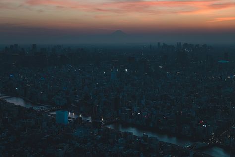 ITCHBAN Royalty Free Pictures, Metropolis, Beautiful Photography, Airplane View, Mood Board, Tokyo, Most Beautiful, Natural Landmarks, Japan